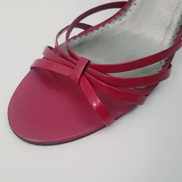 Vintage BCBG Heel Sandals - Picture 2 of 3